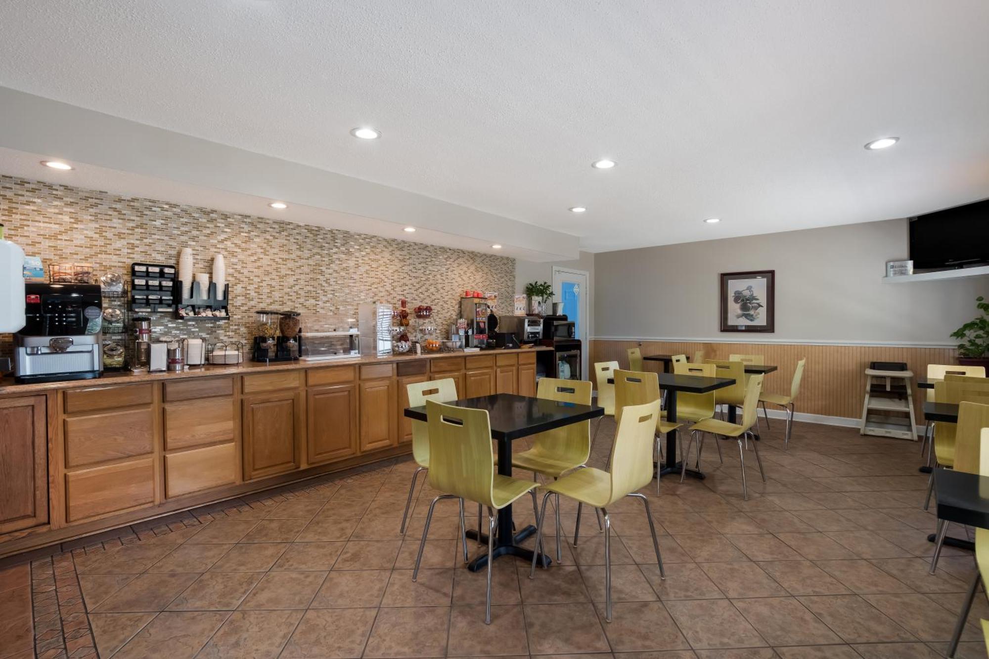 Surestay Hotel By Best Western Маннінґ Екстер'єр фото